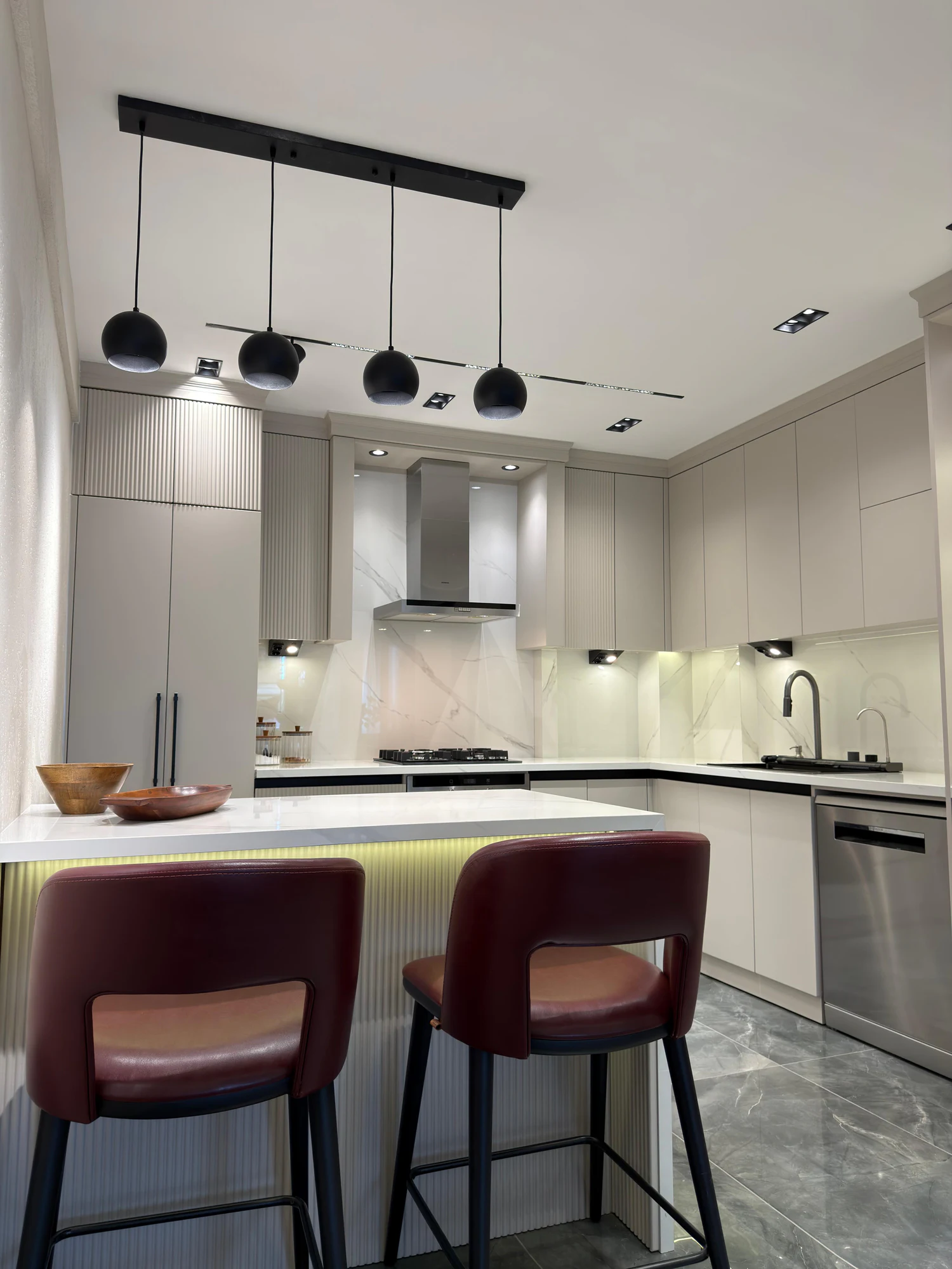 Modern Ada Mutfak - Ömercan Design Bafra projesi